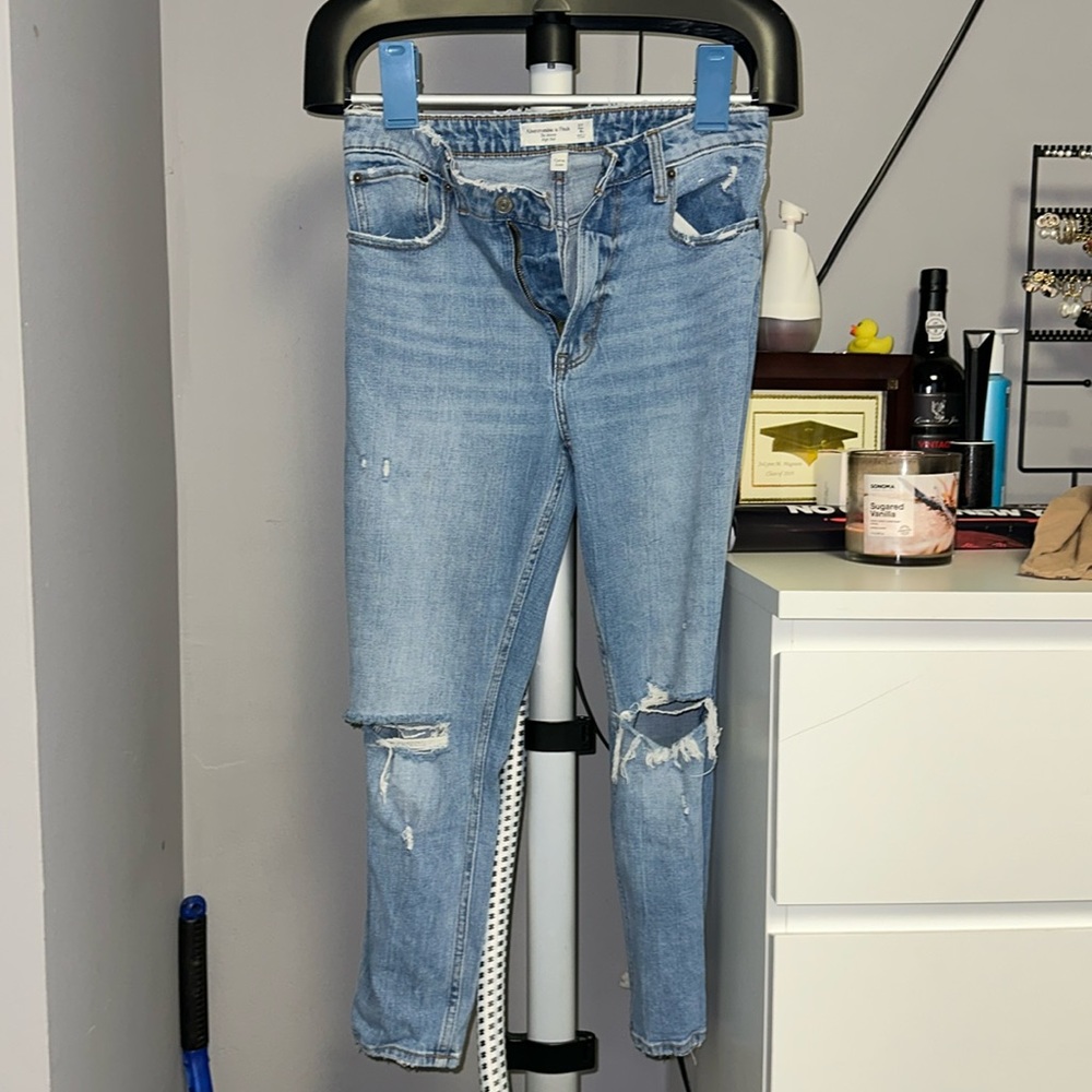 Abercrombie High Rise Jeans